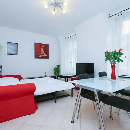 Appartamento Spacious Steps From The Centre *