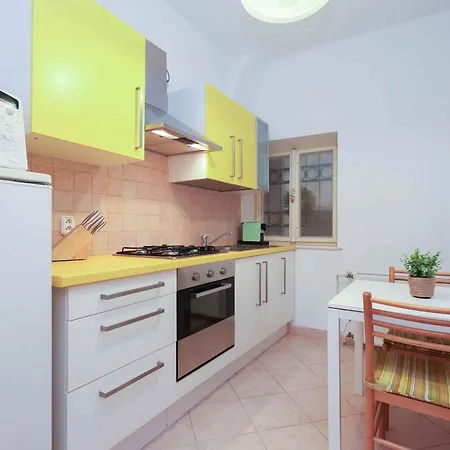 Spacious Steps From The Centre Appartamento *